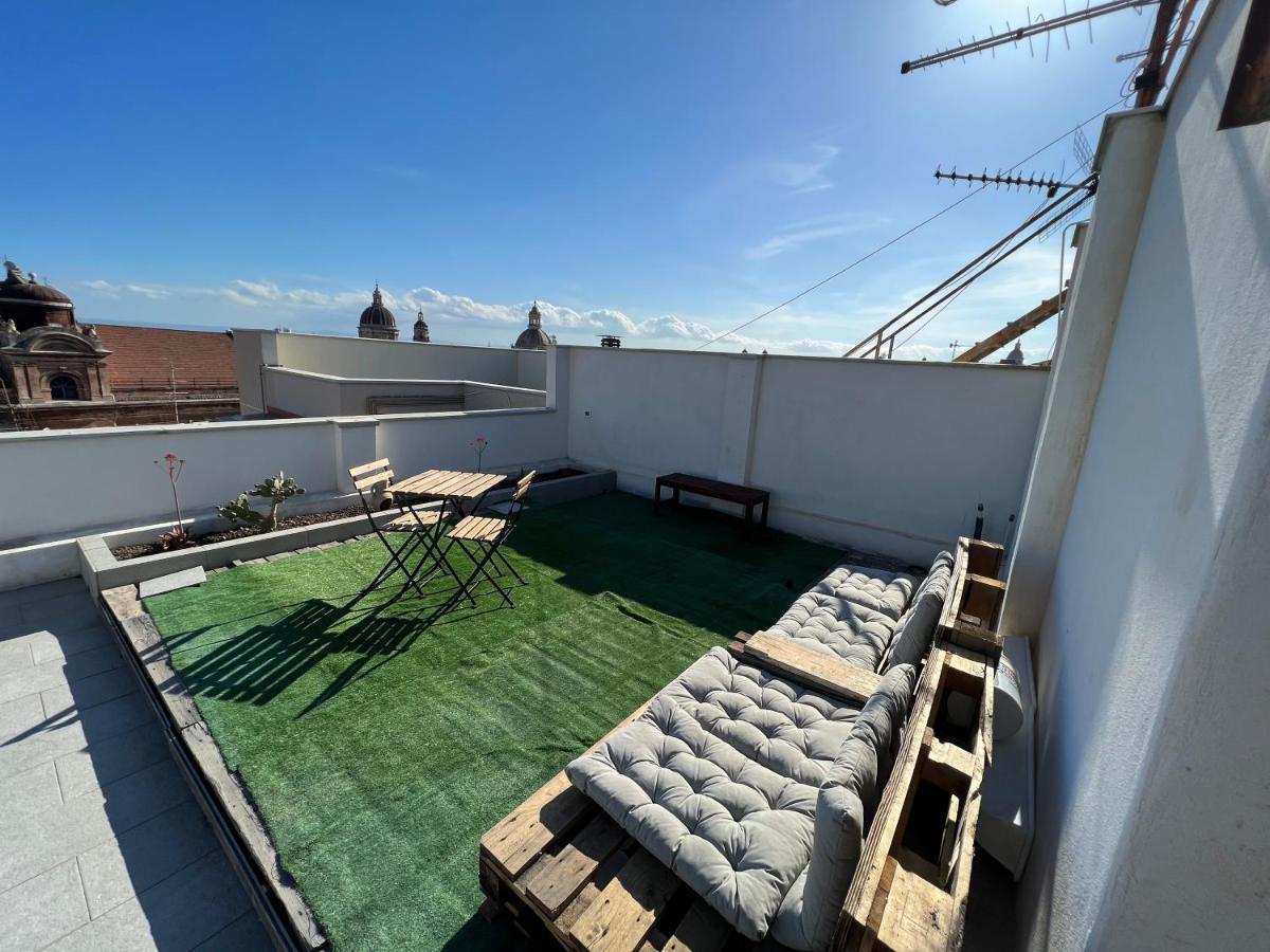 Bed and Breakfast Terrazza Sangiuliano Aeroporto di Catania Fontana Rossa Esterno foto