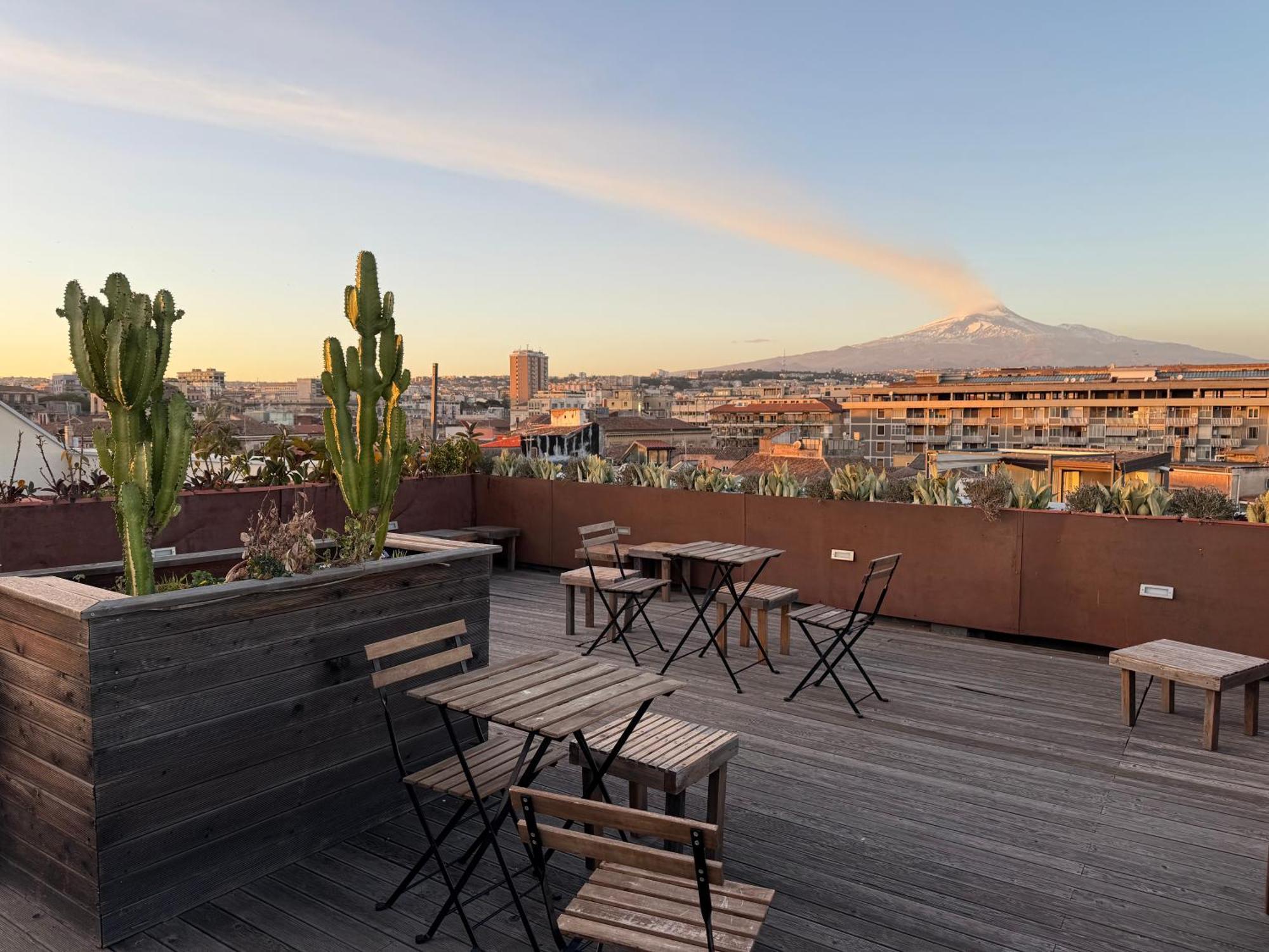 Bed and Breakfast Terrazza Sangiuliano Aeroporto di Catania Fontana Rossa Esterno foto